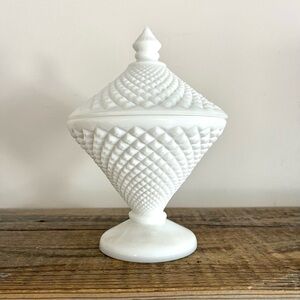Westmoreland Vintage Diamond Milk Glass trinket dish